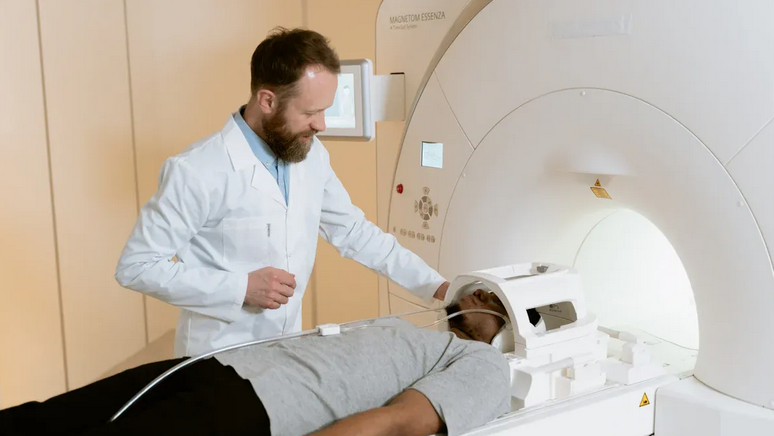 ¿Cuánto tiempo se tarda en hacer una simulación CT?